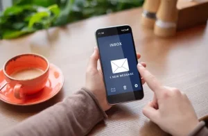 Kreatywne pomysły na newslettery - jak zaskakiwać i angażować odbiorców?